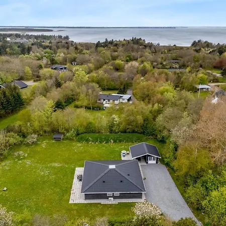 Veijo - 400m To The Fjord By Interhome *